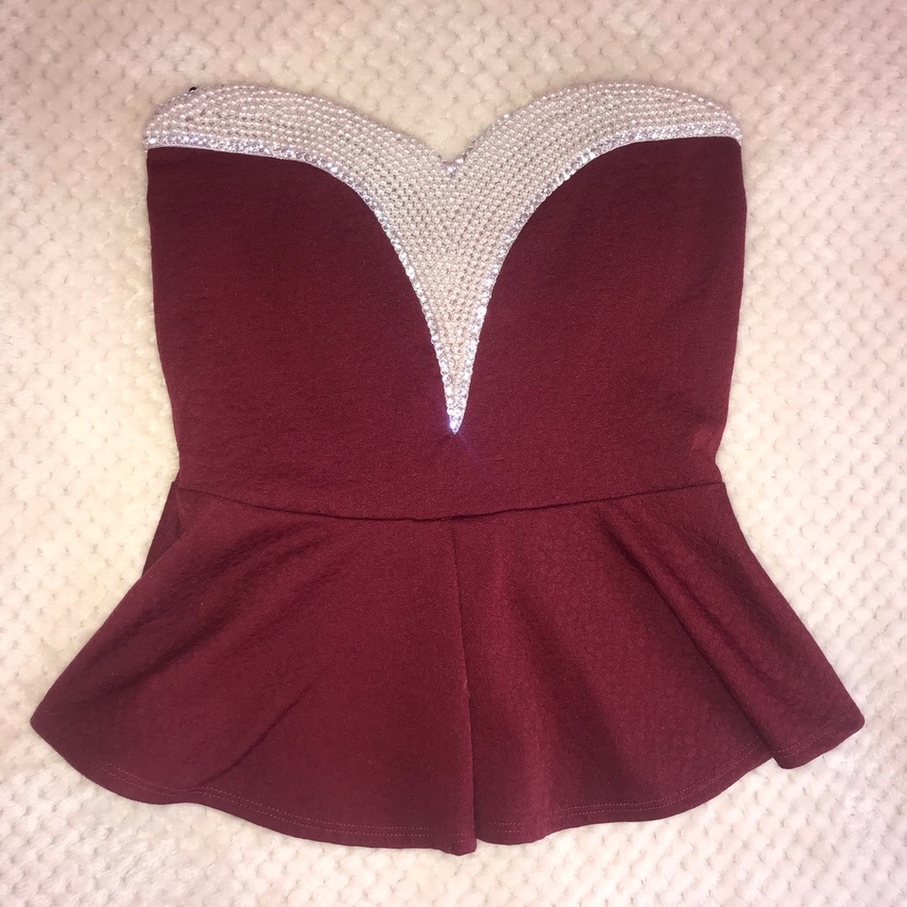 Sweetheart neckline Maroon Blouse Small